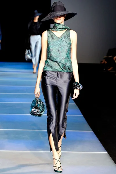 Look 23